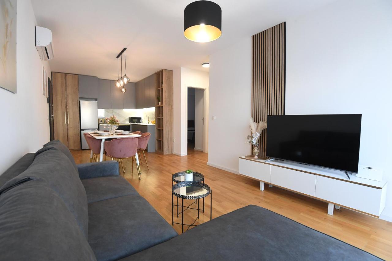 Garden Apartment Leoma With Free Parking! 자다르 외부 사진