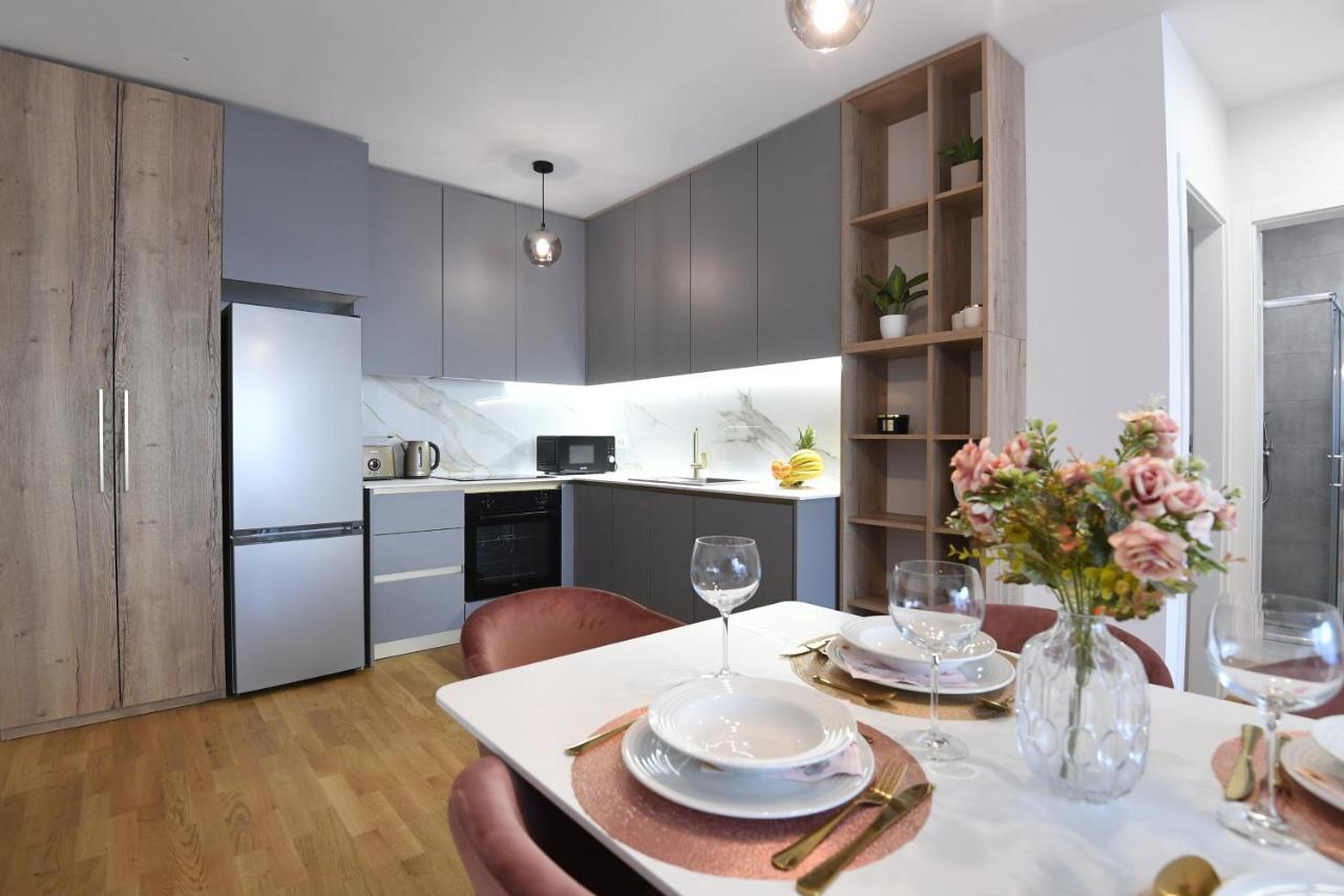 Garden Apartment Leoma With Free Parking! 자다르 외부 사진