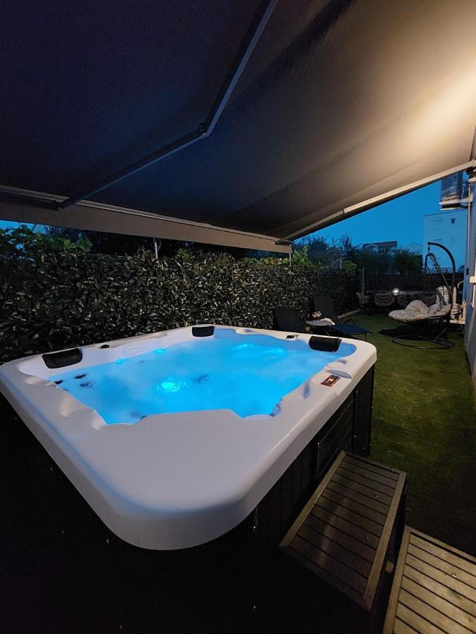 Garden Apartment Leoma With Free Parking! 자다르 외부 사진